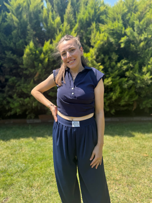 QUZU YAKALI CROP BLUZ